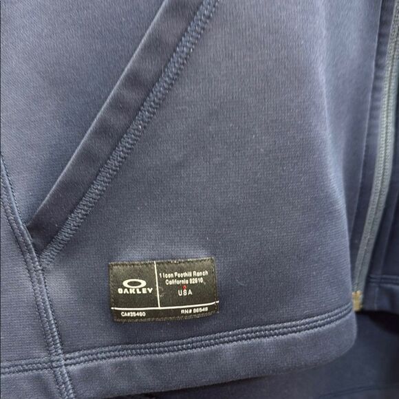 Oakley Men's Navy Blue Full-Zip Jacket - Picture 2 of 5